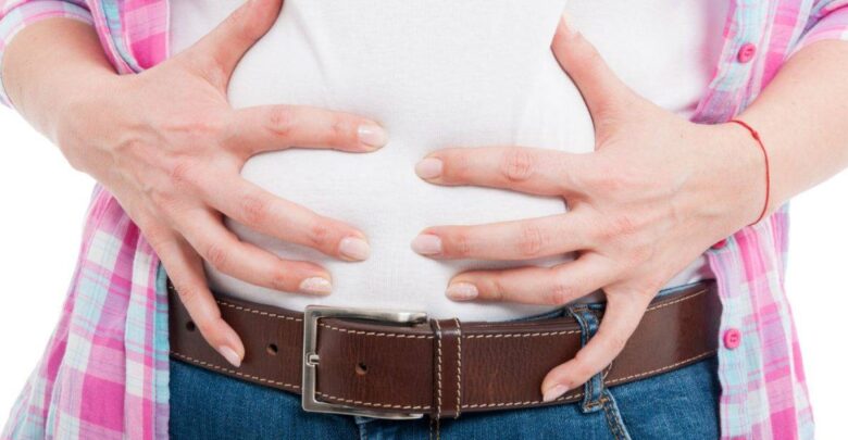 أطعمة تزيل غازات البطن وأخرى تسببها